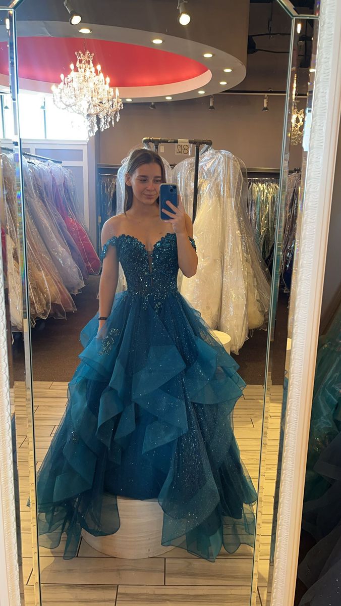Robe de bal princesse bustier en tulle et dentelle bleu sarcelle à plusieurs volants AB153