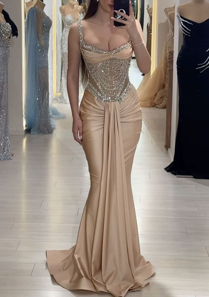 Robe de bal sirène moulante sans manches à bretelles scintillantes pour femmes N4062