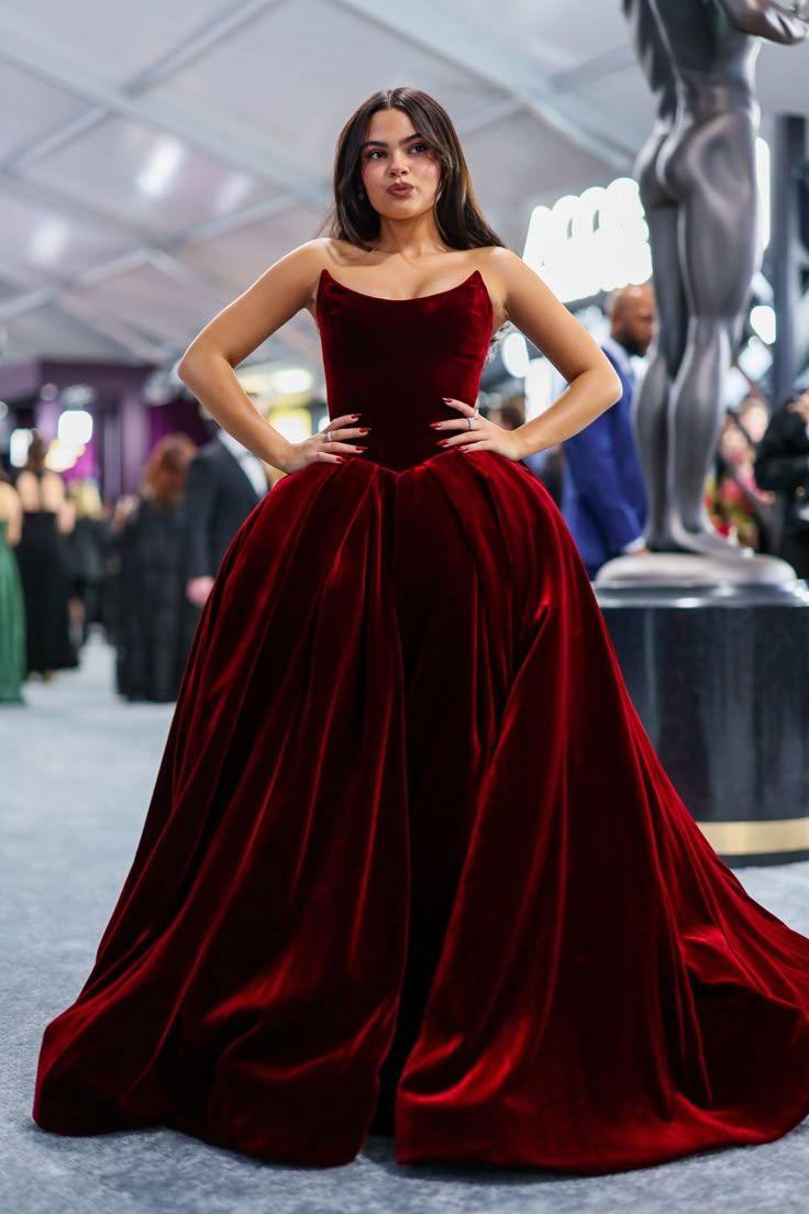 Elegantes, trägerloses Ballkleid aus burgunderrotem Samt, langes Partykleid, Abendkleid AC025