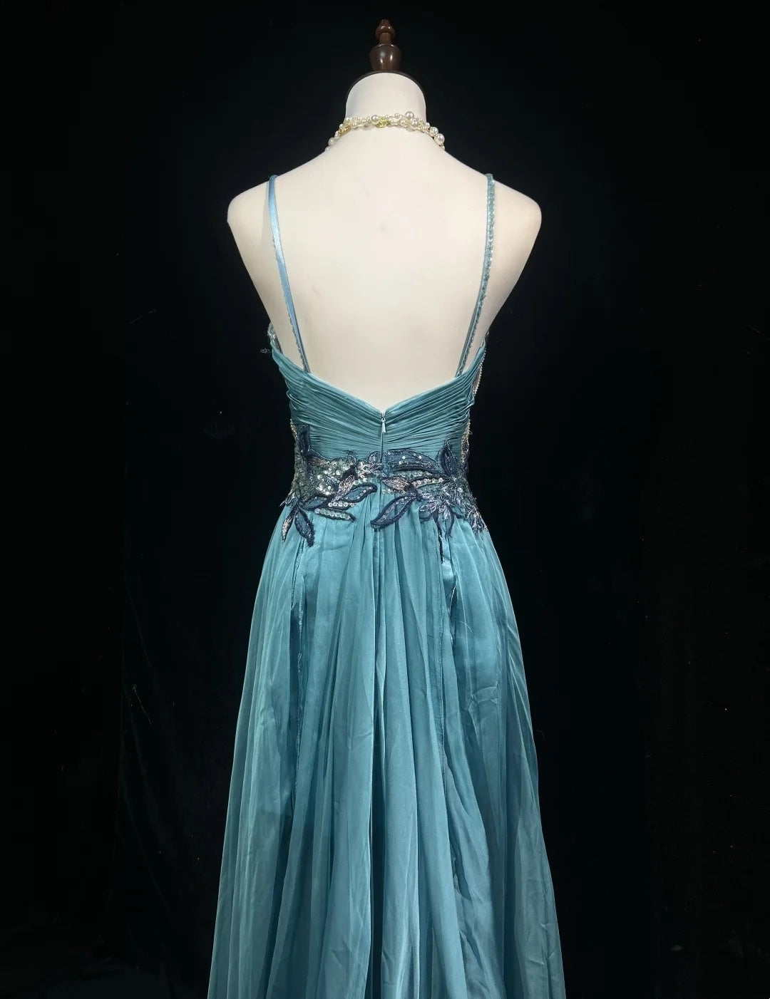 Vintage Classy Prom Dresses A Line Tiffany Blue V Neck Lace Satin With Beaded Evening Long Dress N3300