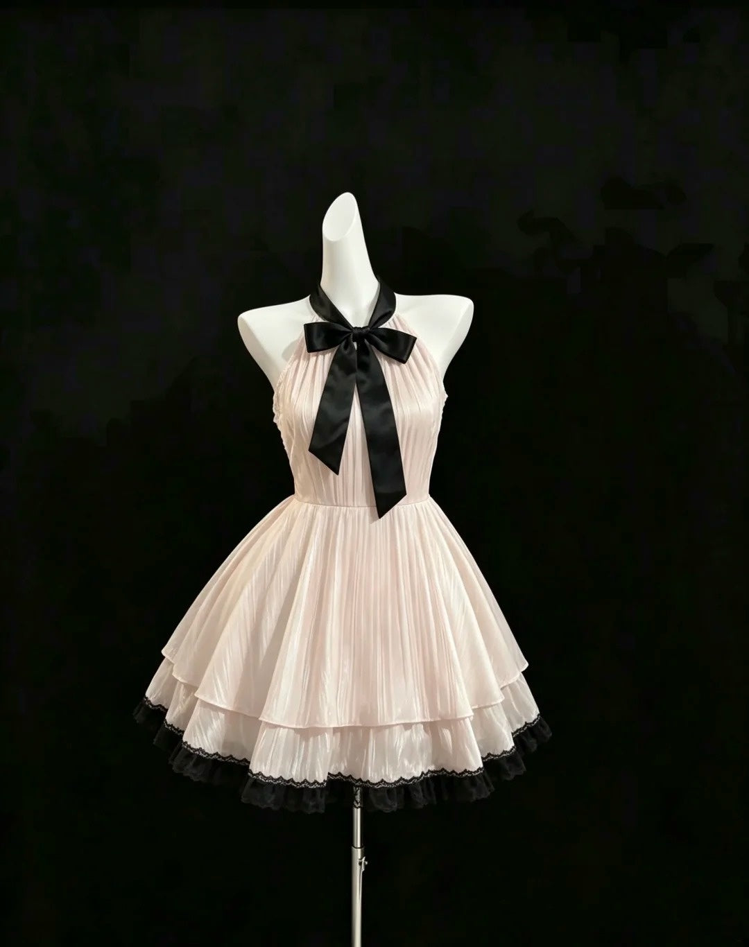 Mignonne Robe de Bal Courte en Satin Col Halter Nœud Noir – Robe de Bal de Promotion Universitaire Senior Inspo Robes de Soirée de Retour au Collège RB3289