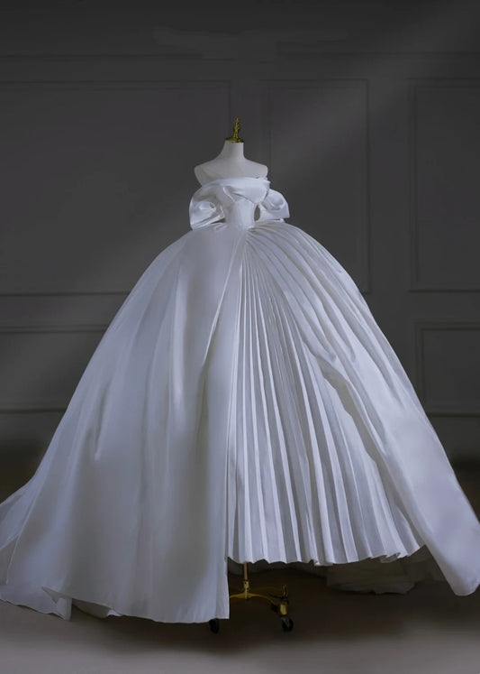 Timeless Wedding Dresses Ball Gown Strapless Satin Sleeves Pleated Brides Dress With Train Corset Fitted Long Bridal Gowns AB2475