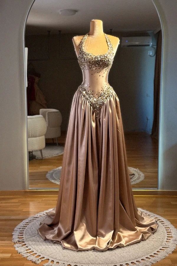 Magnifique robe de bal marron dos nu sans manches, coupe trapèze, plissée et ornée de sequins, Vestidos De Dia AB502