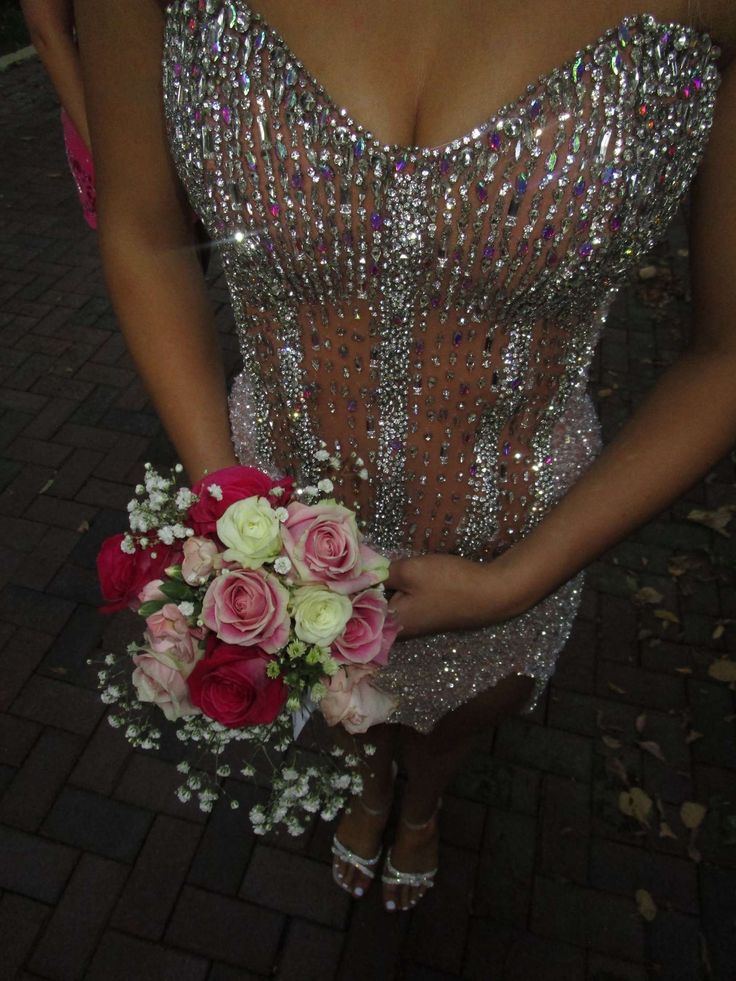 Fourreau Sophistiqué Cœur avec Perles Argentées pour Robe de Soirée Courte Mini de Remise des Diplômes Barbie Filles Robe de Rentrée Hoco Tenue RB3636