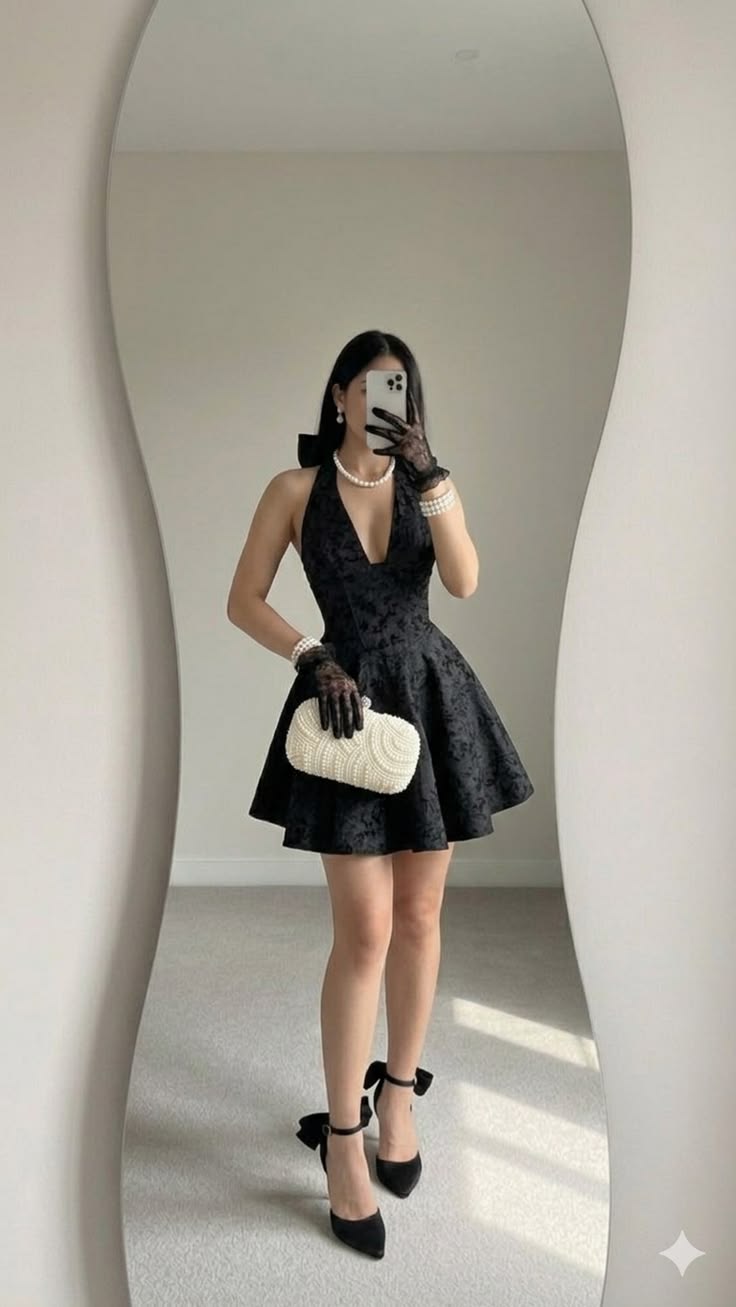Stylisches Ballkleid Neckholder Kleines Schwarzes Satin Semiformal Abschlussfeier Inspo Kurzes Minikleid Heimkehrkleider RB4551