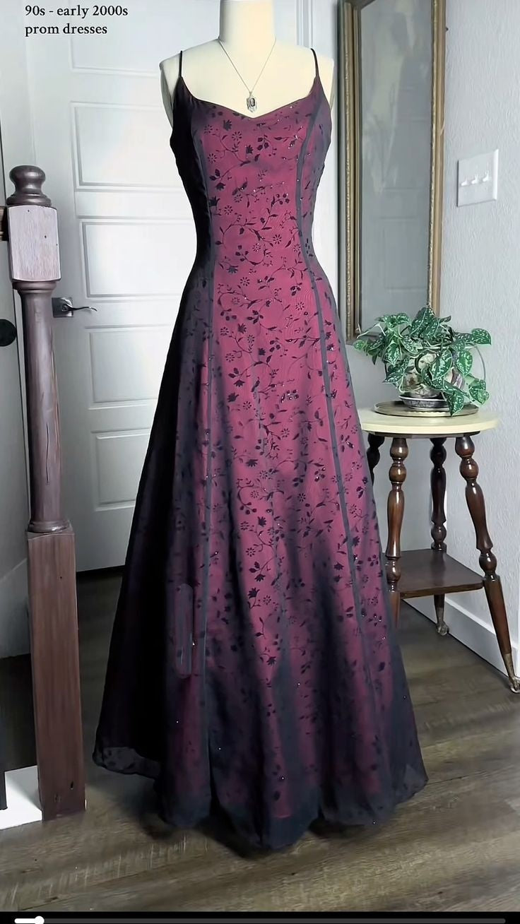 Vintage Prom Dresses A Line Spaghetti Strap Burgundy 2000s Long 90s Evening Formal Dress RB3337