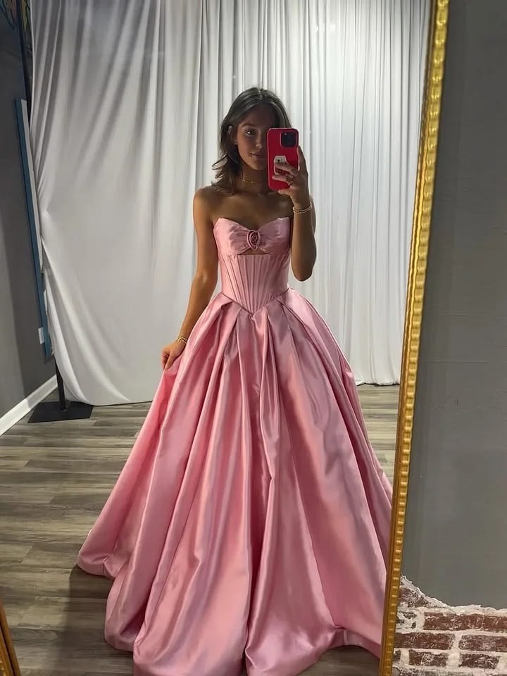 Robe de bal élégante rose à décolleté cœur, longue robe de soirée, tenue pour un 18e anniversaire, robe de remise de diplôme OB038