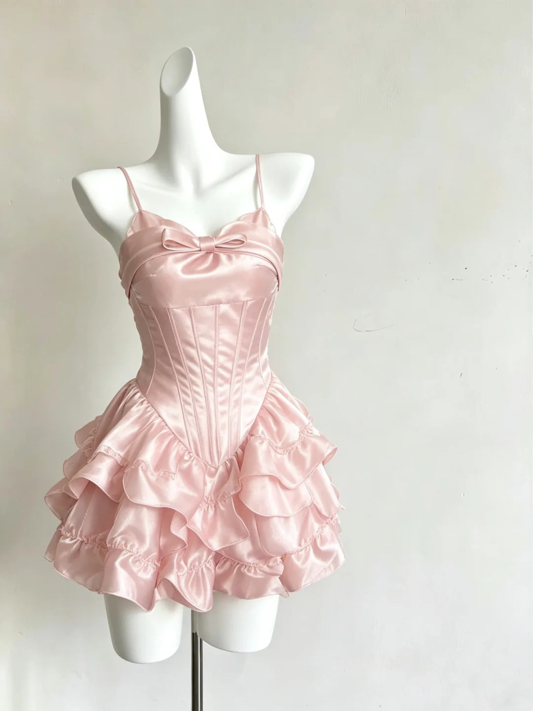 Süße A-Linie Spaghetti-Träger Rosa Abschlusskleider Lagen High School Für 8. Klasse Senior Inspo Cocktail Outfit Homecoming Kleid RB3280