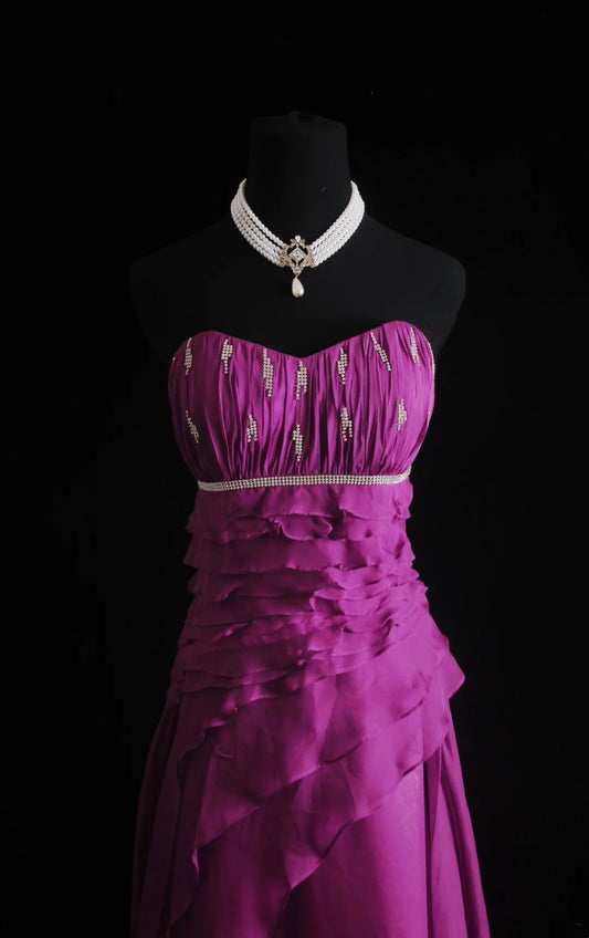 Robe de bal rétro en mousseline de soie, coupe trapèze, décolleté cœur, ornée de perles, inspiration princesse, référence N775