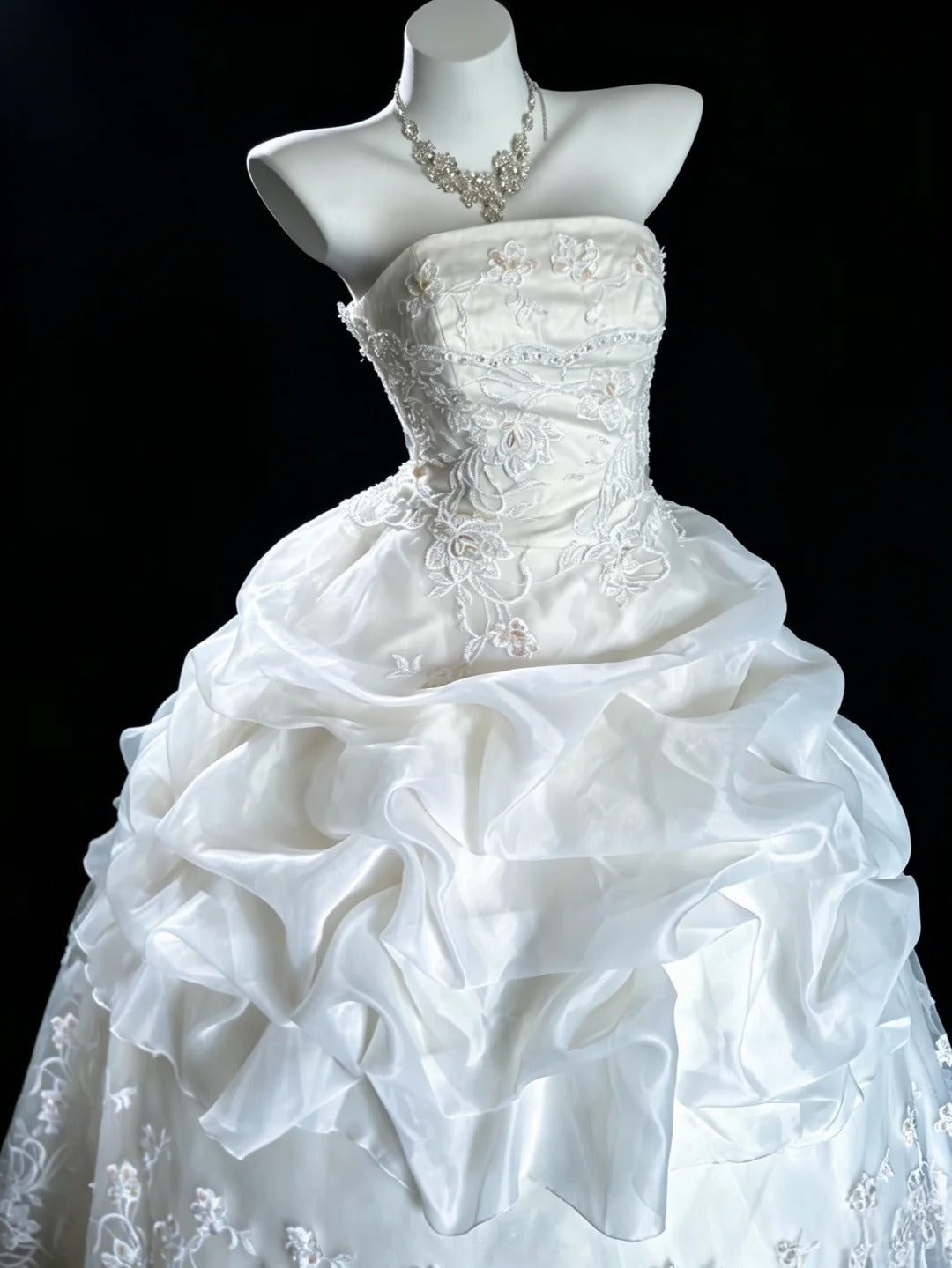 Princess Wedding Dresses Ball Gown Strapless With Beading Summer Long Wedding Dress N4220