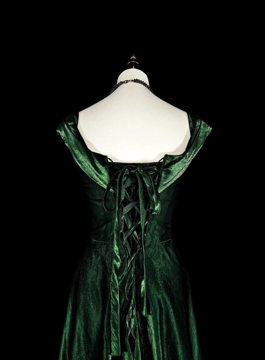 Vintage A-Linien-Kleid aus dunkelgrünem Samt mit Rüschen und herzförmigem Ausschnitt für Highschool-Schülerinnen, Teenager, Abschlussballkleid, langes Abschlusskleid N1672