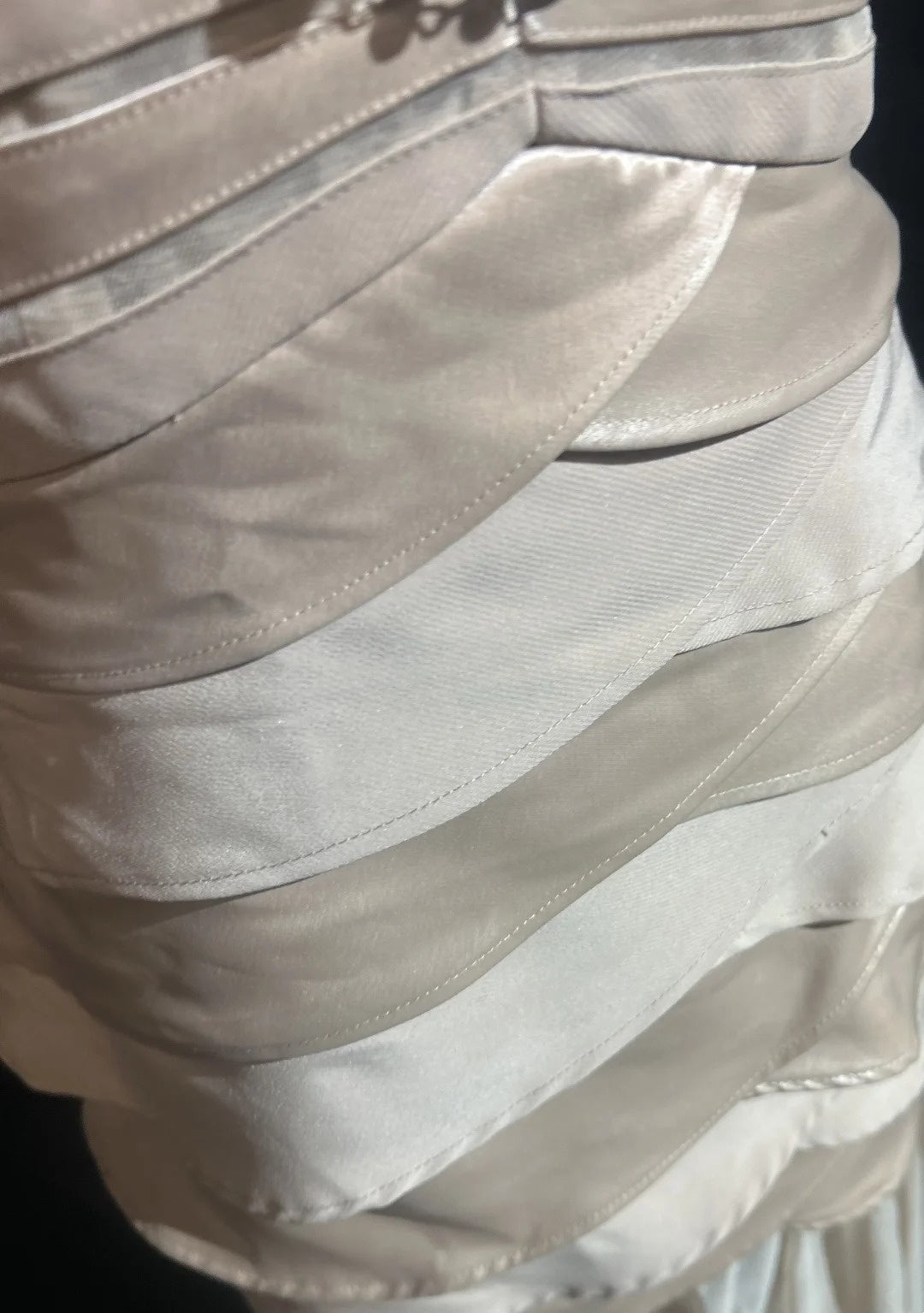 Vintage-Ballkleid Ästhetik Meerjungfrau V-Ausschnitt Champagner Mit Lagen Langes Abendkleid N3029