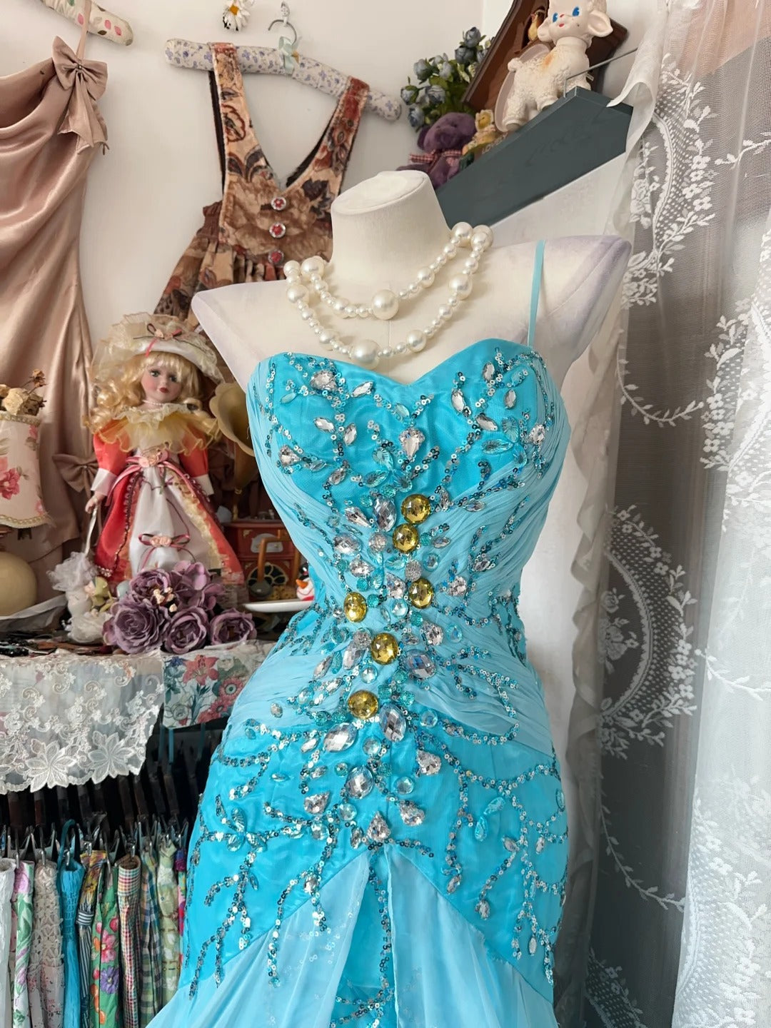 Elegante Ballkleider Meerjungfrau Spaghettiträger Blau Chiffon Ärmellose Formelle Abendgarderobe N3780
