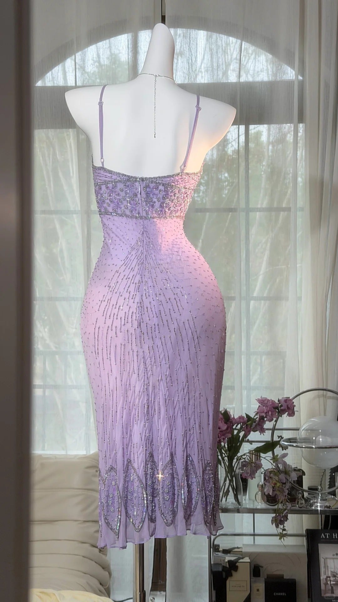 Süßes Etui-Spaghettiträger-Kleid aus lila Chiffon – Ideen für Frauen zum Geburtstag, für Homecoming-Outfits N3533