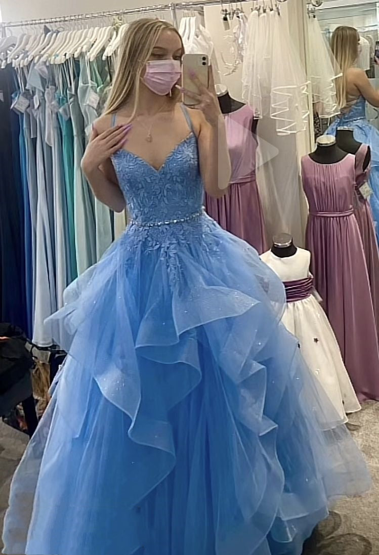 Niedliches Ballkleid mit Neckholder, blauer Tüll mit Applikationen, langes Ballkleid, Abschlussballkleid, Abendgarderobe N420