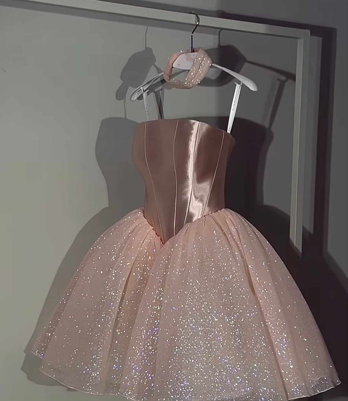 Robe de Bal Chic Bustier Tulle Rose Poudré Mini Courte Impressionner au Lycée Inspo Robe de Remise de Diplôme Robes de Bal de Promo RB3431