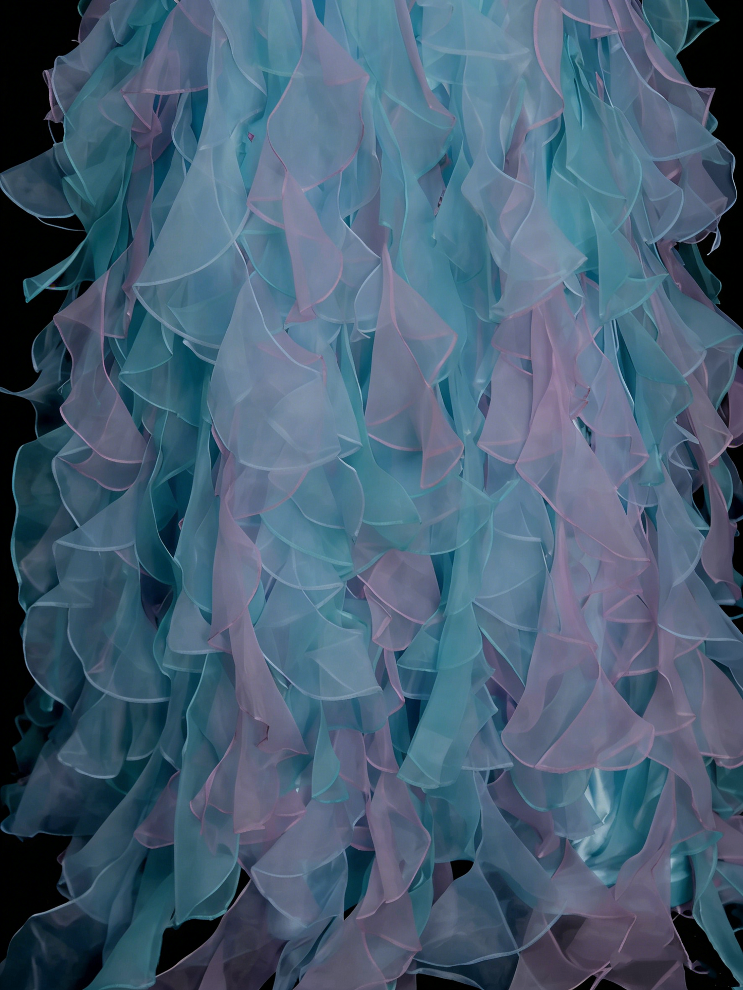 Niedliches Ballkleid, Neckholder, Blau mit gestuften Lagen, Rüschen, lange Partykleider, Ballkleider N2143