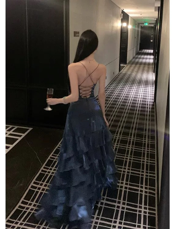 Elegantes Meerjungfrauen-Abendkleid mit Neckholder und Spaghettiträgern, langem Schlitz, marineblau, langes Abendkleid N700