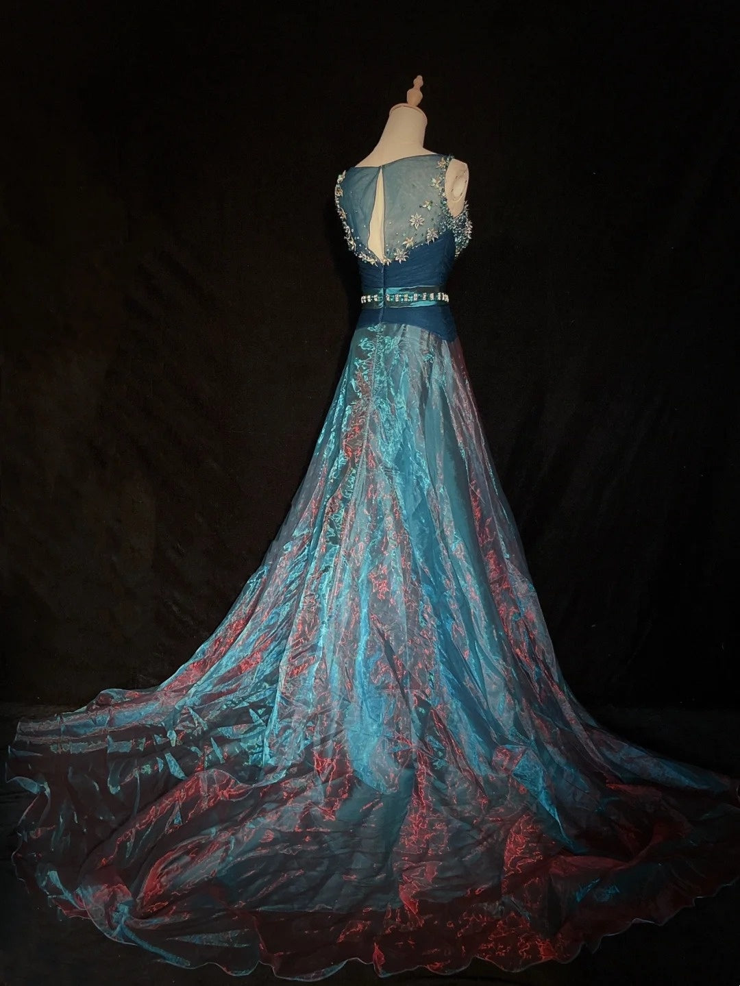 Vintage Abschlussballkleider 80er Jahre A-Linie U-Boot-Ausschnitt Blau Satin Lange Abendgarderobe N3477