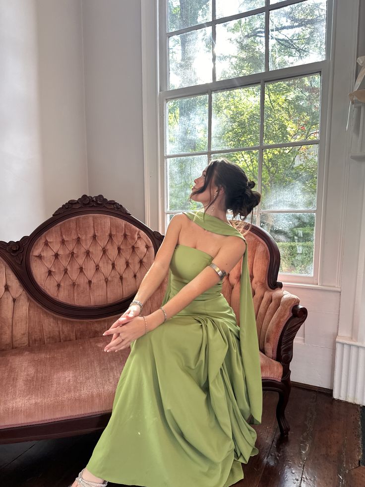 Modest A Line Strapless Green Satin Long Evening Spring Summer Beach Formal Wedding Guest Dresses N2758
