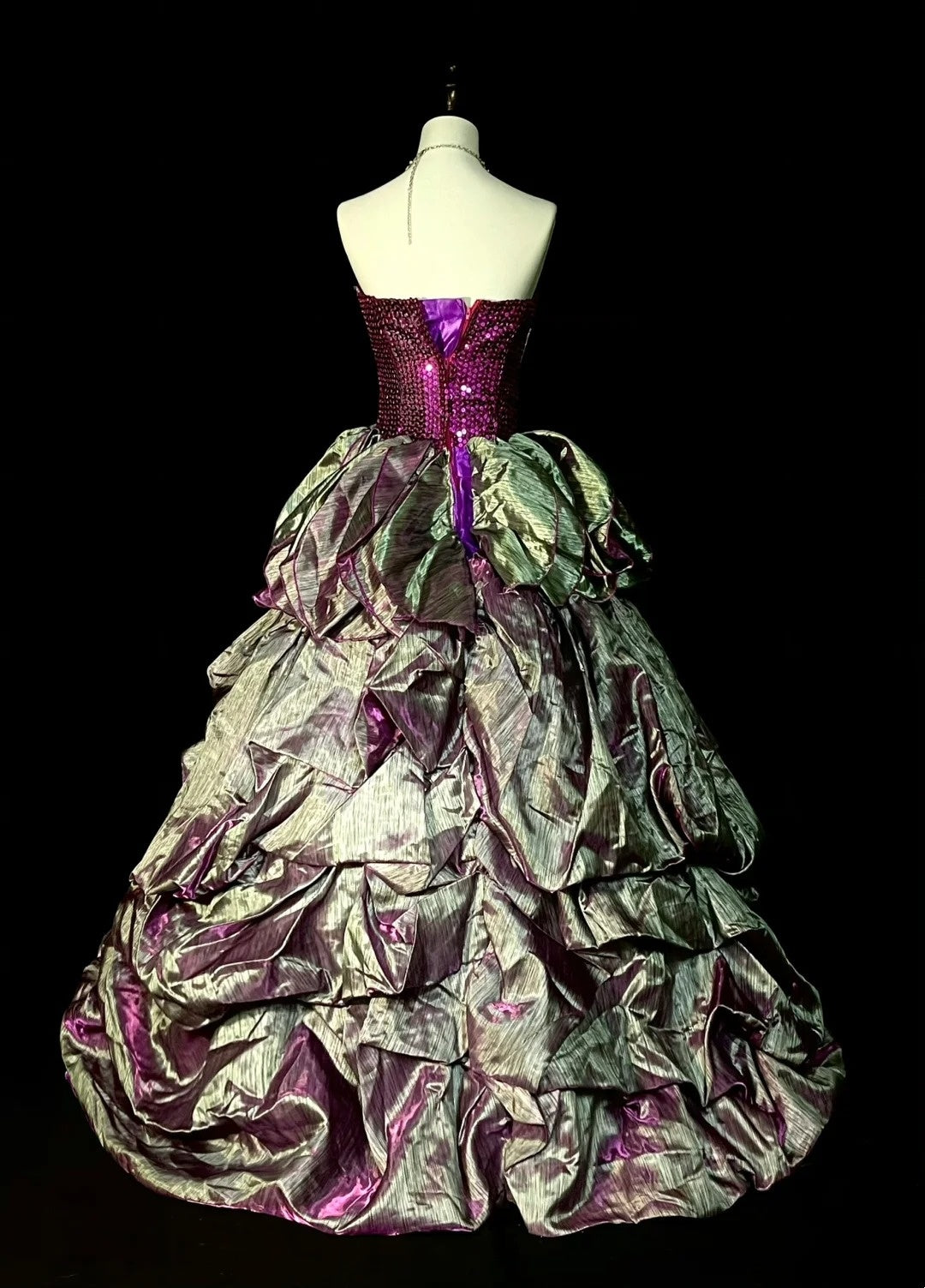 Vintage Ballkleid, trägerlos, aus weinrotem Organza mit Rüschen, Sweet 16 Kleider, Quinceañera Kleid, lang, Vestidos De Fiesta N1459