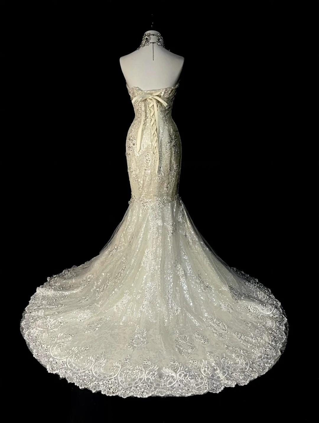 Vintage 80er Jahre Brautkleid Meerjungfrau Herzausschnitt Elfenbein Spitze Tüll Langes Brautkleid Figurbetontes Brautkleid N1470