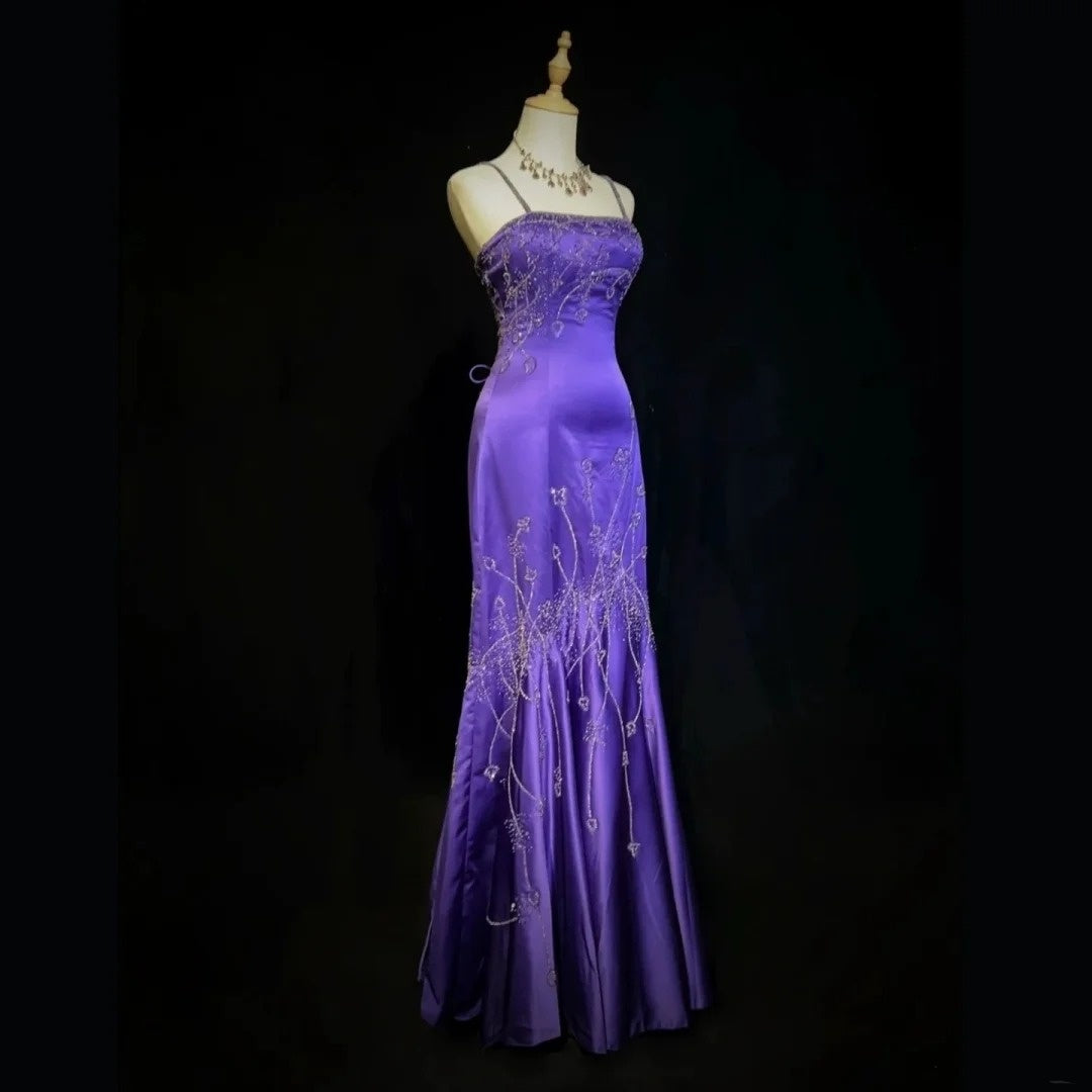 Robe de bal longue sirène élégante à fines bretelles en satin couleur raisin - N767