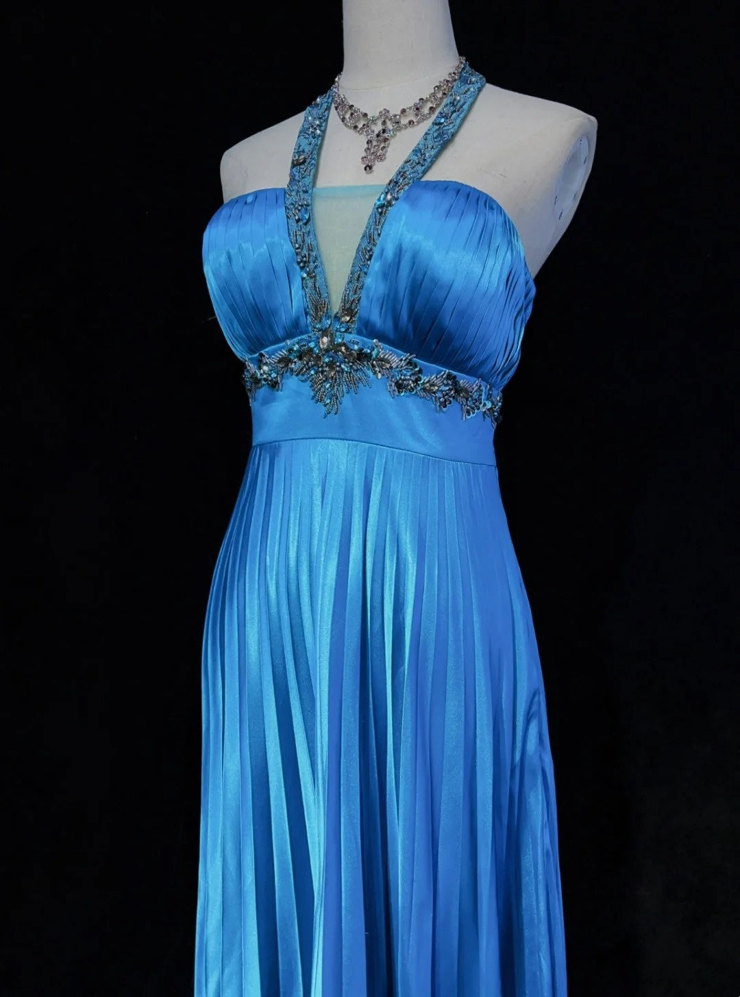 Vintage Prom Dresses Inspo A line Halter Tea Length Blue Satin 80s With Beaded Formal Gowns N3354
