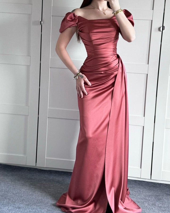 Robe de bal sirène à épaules dénudées en satin rouge rouille - Inspiration robe de bal robe de princesse robe de fin d'études N716