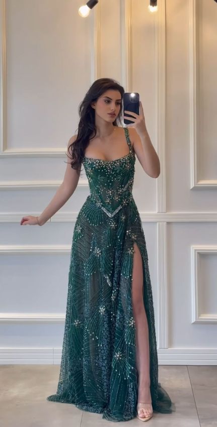 Vintage Emerald Green Spaghetti Straps Sequins Beaded A Line Prom Gown Long Slit Party Dress Formal Evening Gowns AB497