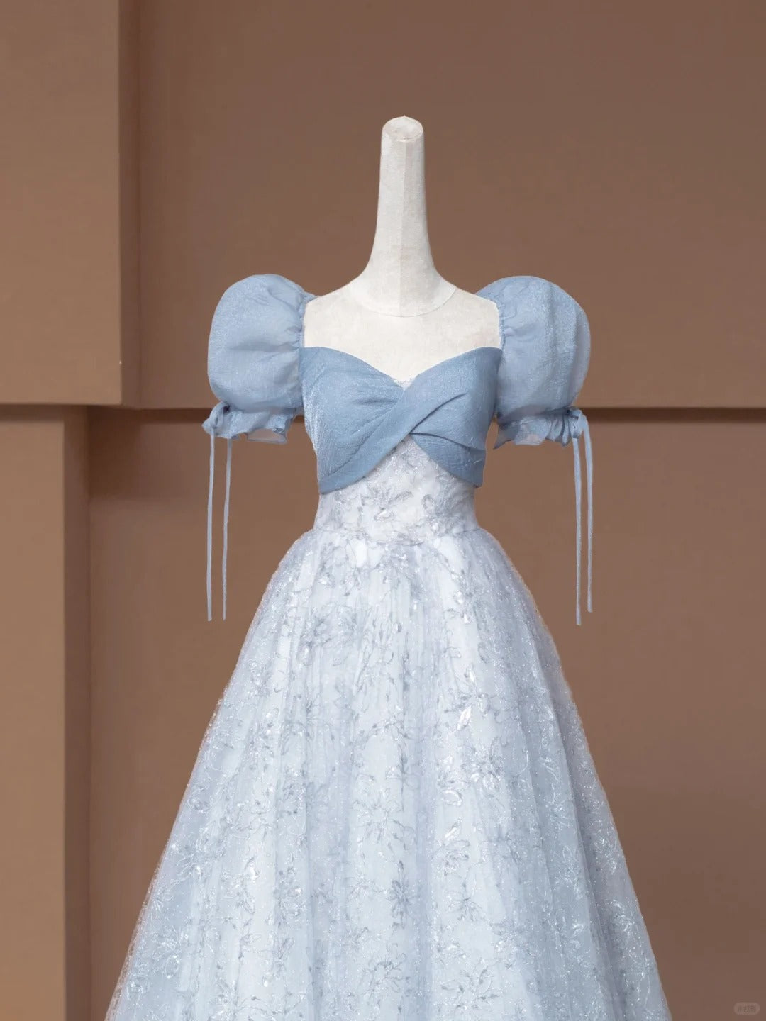 Märchenhaftes Ballkleid mit Herzausschnitt und Puffärmeln, langes, formelles Abendkleid aus blauem Tüll, formelles Geburtstagskleid, Ballkleid N730