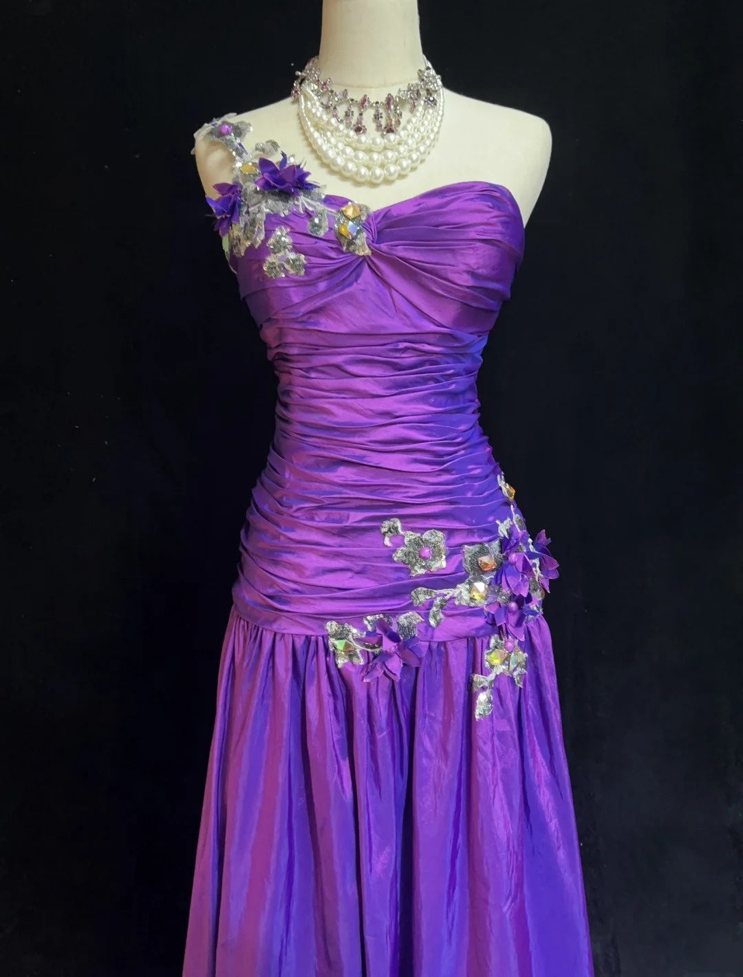 Robes de bal vintage sirène asymétrique taffetas violet avec applications années 90 longue robe de soirée N2895
