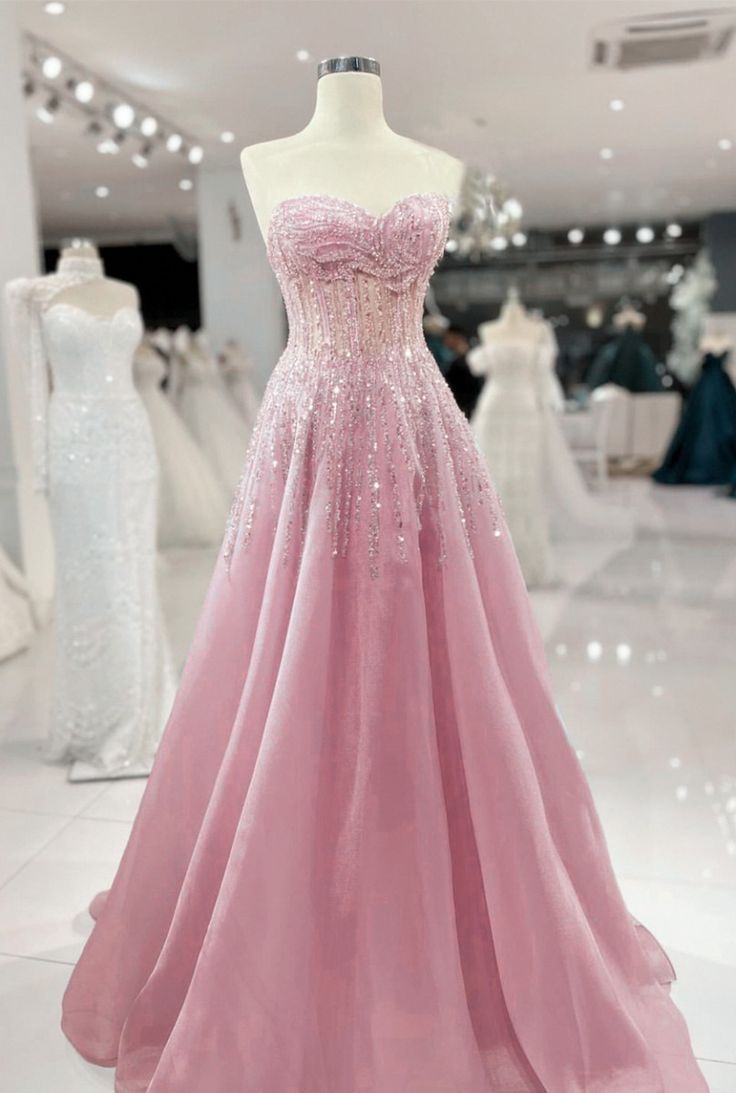 Klassisches Ballkleid mit Herzausschnitt, ärmellos, rosa Tüll, mit Perlenrüschen, langes Abiballkleid, Abendkleid für Abschlussball, N026