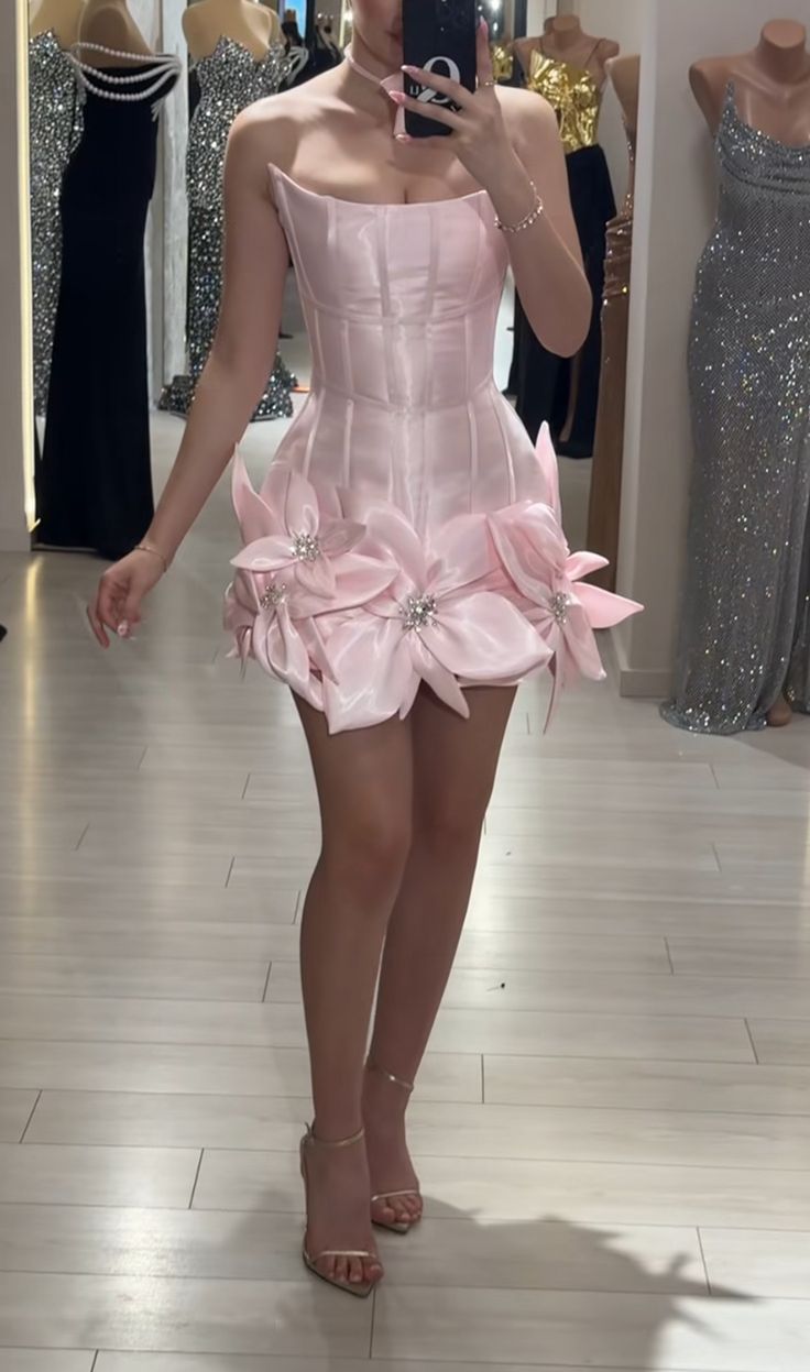 Mini-robe moulante bandeau en satin rose sexy avec fleurs 3D, inspiration Hoco, idées de robes de bal, robes de retour aux sources RB4102