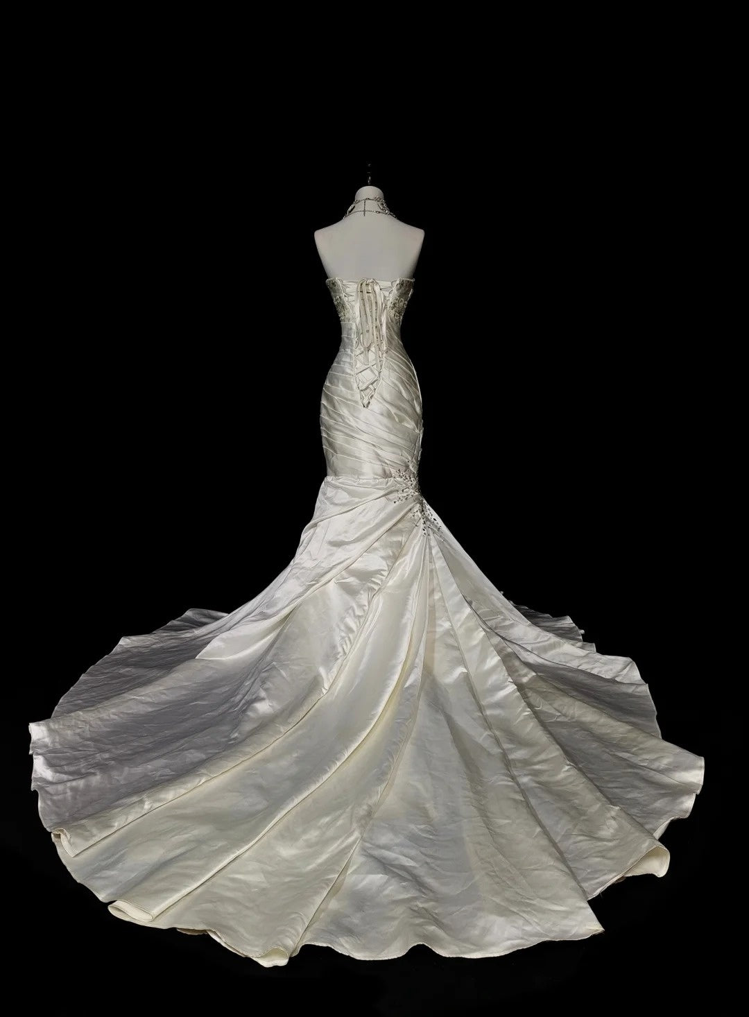 Robe de mariée sirène vintage années 70 avec perles, style conte de fées, référence N1580