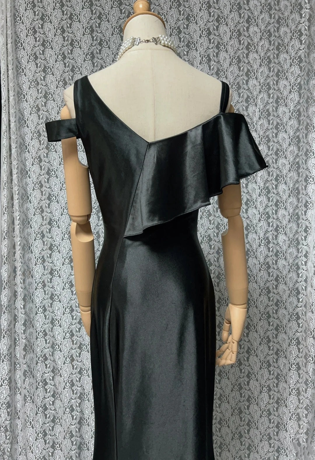 Vintage Prom Dresses Meerjungfrau Spaghettiträger Black Tie Kleid Ärmellos 1990er Lange Abendrobe N2637