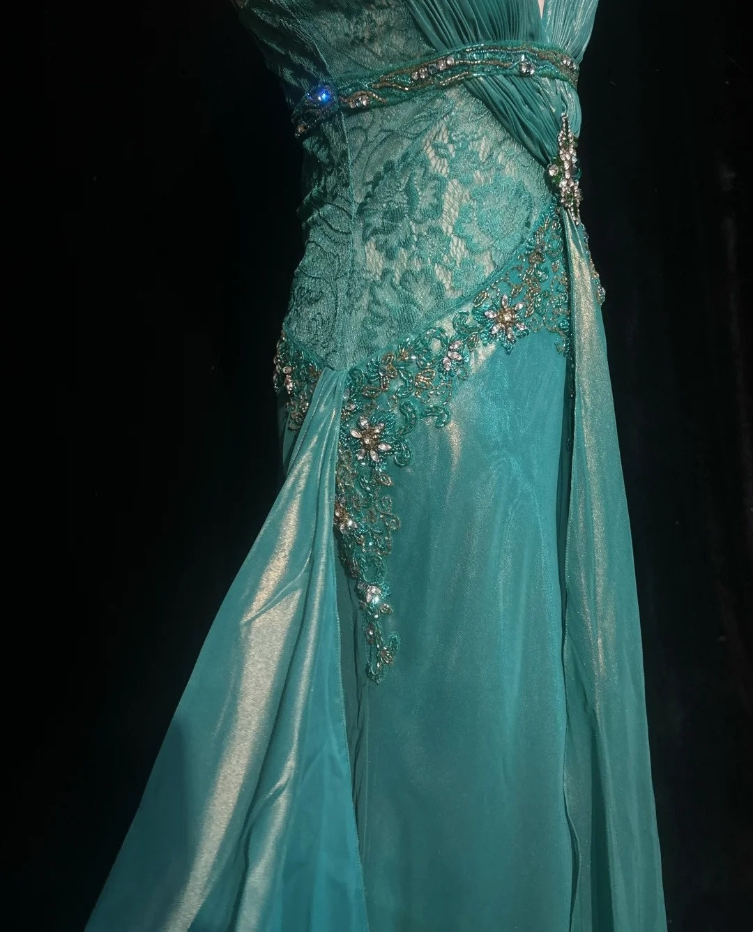 Elegantes A-Linien-Spaghettiträger-Kleid aus blauem Chiffon mit besticktem Oberteil, langes Ballkleid N2724