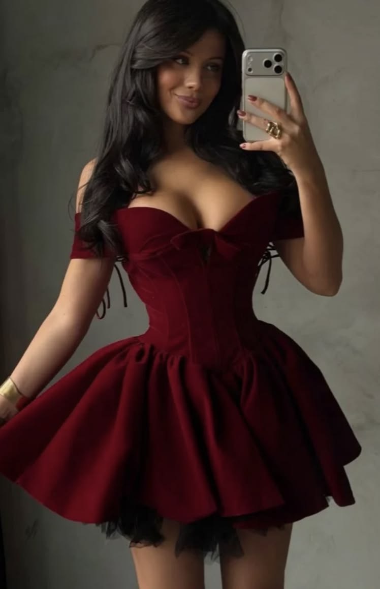 Flirtendes Ballkleid schulterfrei Burgunder Halbförmlich High School Senior Grad Kurz Mini Herbst Homecoming Kleider RB4439