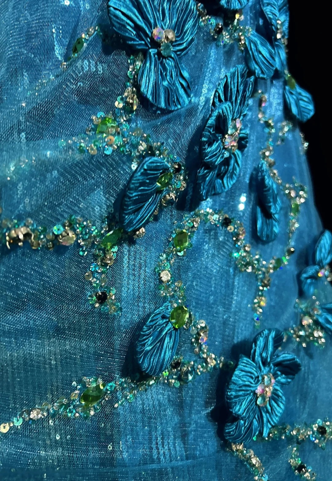 Robes de bal vintage des années 80 Robe de soirée longue asymétrique à paillettes bleu roi et bretelle irrégulière N2537