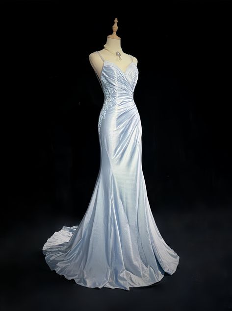 Elegant Blue Spaghetti Strap Prom Gown Pleated Sweetheart Neckline Sexy Backless Fishtail Celebrity Banquet Evening Dress AB987