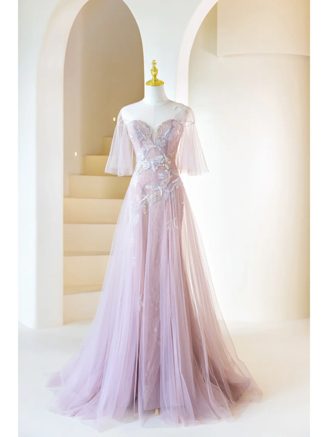 Robe de bal Fairtale, décolleté cœur, tulle lilas, longue fente, robe de bal idéale pour un 19e anniversaire, robe de bal AB872