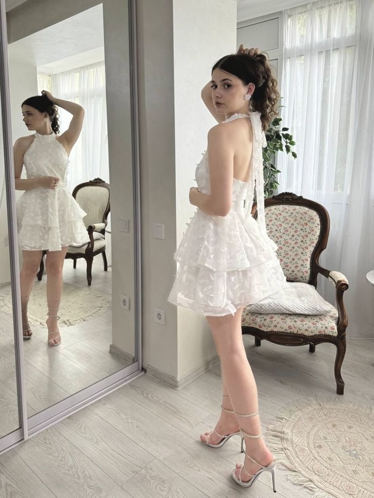 Elegantes Ballkleid Neckholder Weiß Spitze Mini Abschlussball Inspiration Kurze Party Formelle Heimkehrkleider RB3005