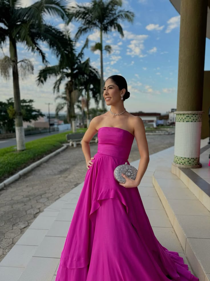 Robe de bal longue sans manches en satin rose fuchsia, coupe trapèze, bustier élégant - AB233