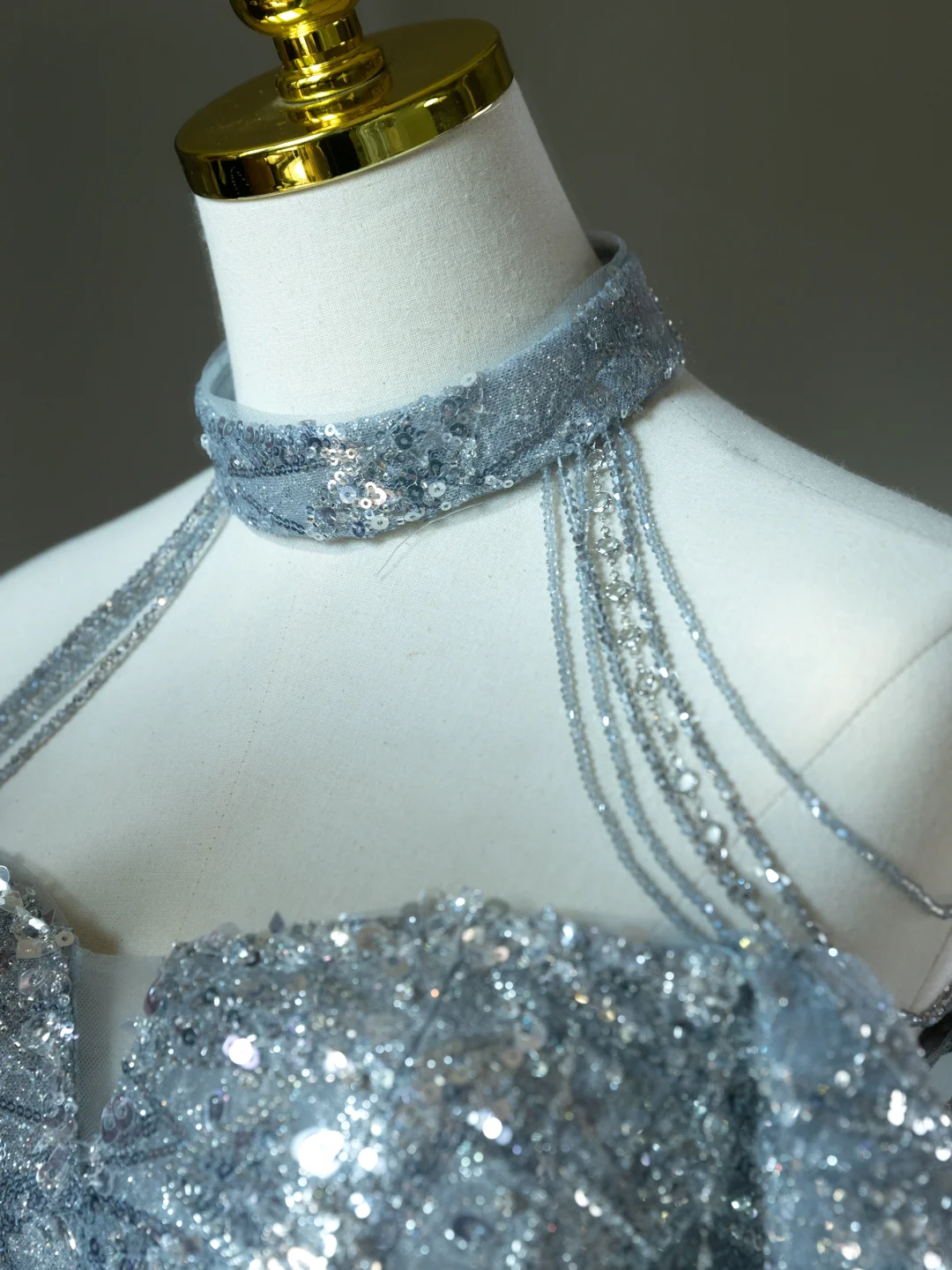 Sexy A-Linie Neckholder Silber Pailletten Lange Ballkleider Sparkly Ballkleider Für Teenager A010
