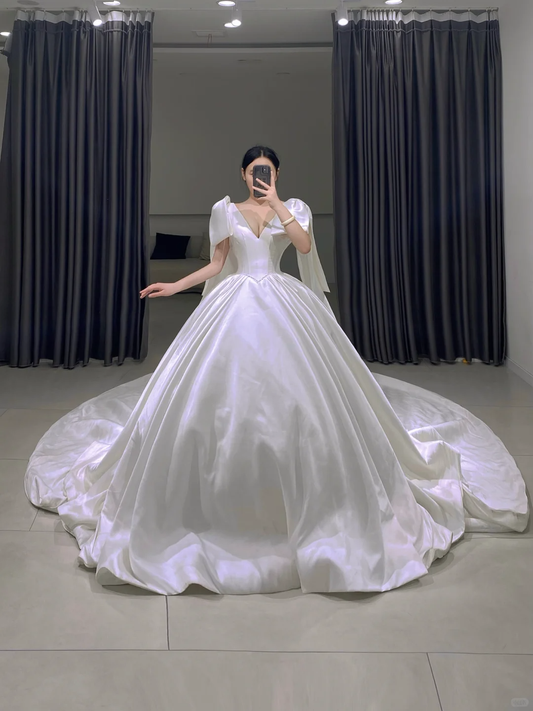 Timeless Ball Gown V Neck White Satin Sleeveless Long Wedding Dress Beautiful Formal Cute Wedding Dresses A091
