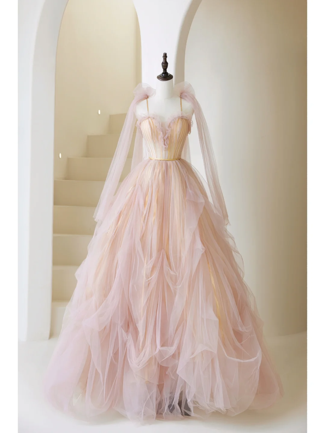 Niedliches Ballkleid mit Spaghettiträgern, hellrosa, plissiertem Tüll, langes Abendkleid für Teenager, formelles Kleid, Ballkleid AB852