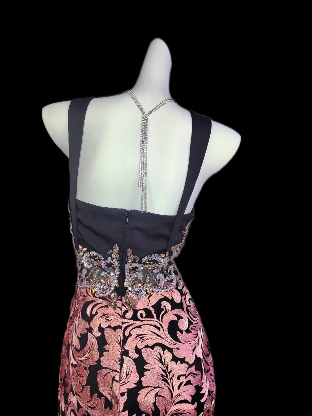 Robe de bal longue sans manches, col carré, dentelle rose florale, style sirène, à encolure carrée, idéale pour les fêtes de fin d'année scolaire (AS009)