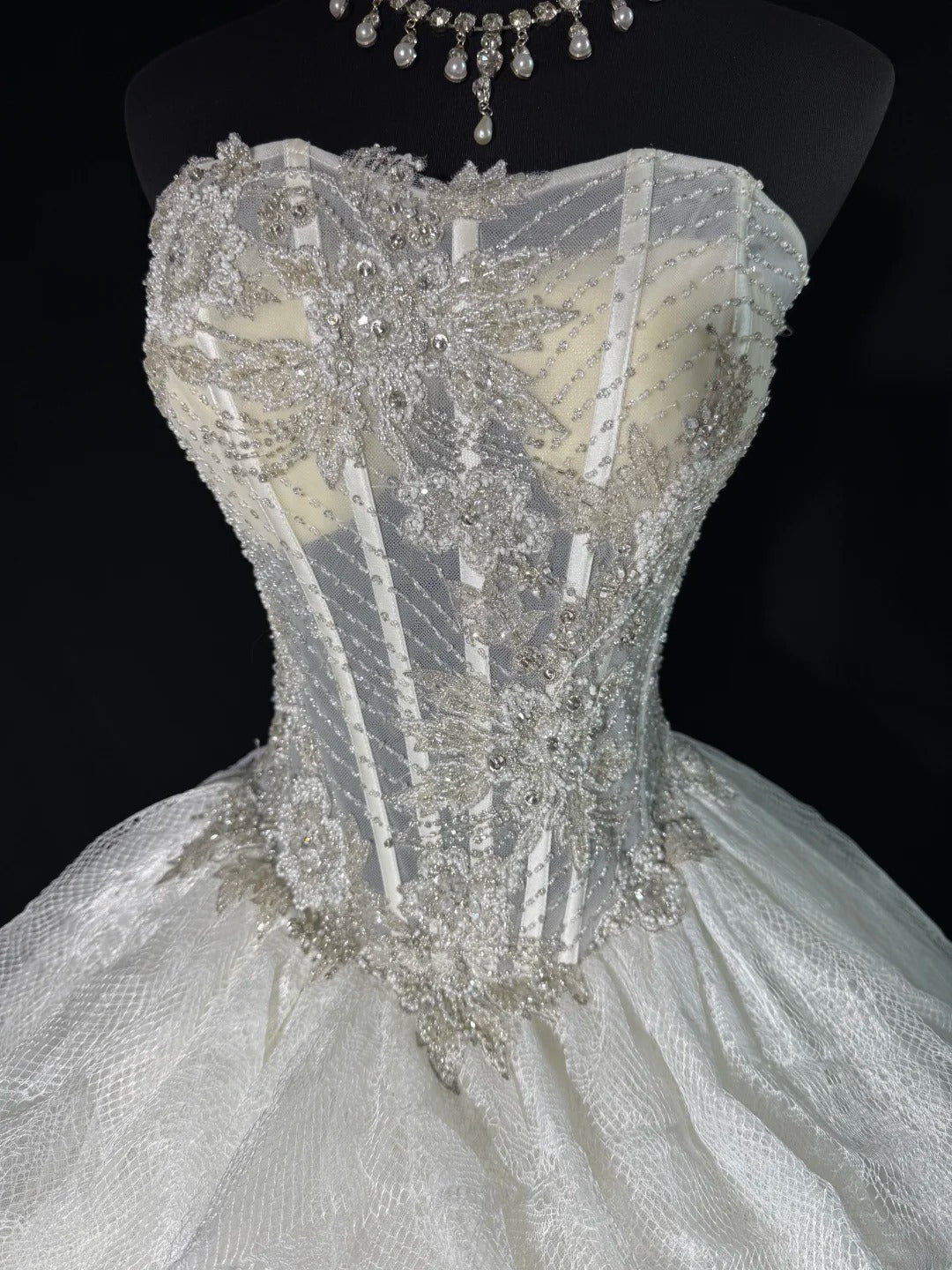 Robe de mariée vaporeuse, robe de bal bustier cœur sans bretelles en dentelle blanche, tailles petites et grandes, ornée de perles, AS021