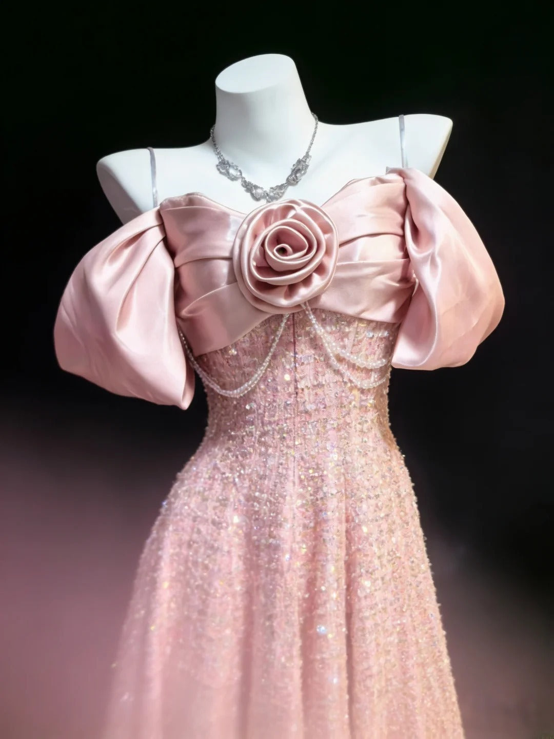 Niedliches, langes A-Linien-Kleid mit herzförmigem Ausschnitt und Trägern aus rosa Samt mit Pailletten für Damen – perfekt für Abschlussball, Highschool-Abschlussfeier oder 21. Geburtstag (AS035)