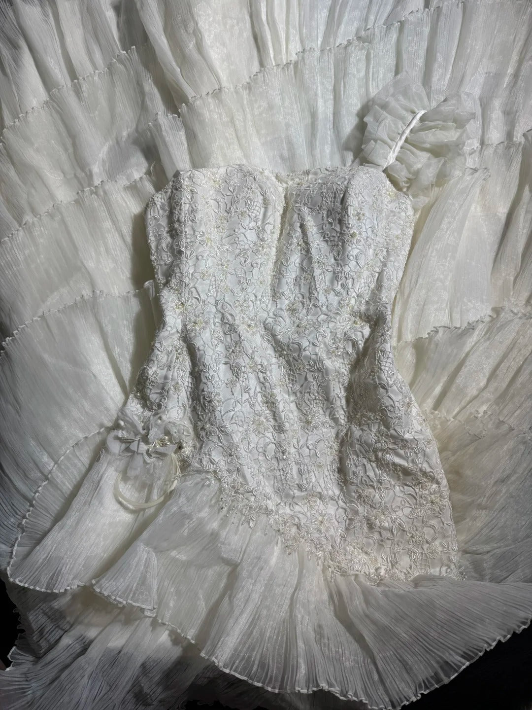 Vintage Women's Mermaid One Shoulder Sleeveless White Lace Tiered Satin Long Vintage Fitted 1920s Wedding Dresses AS035